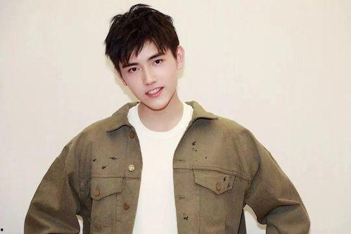 陳飛爆料視頻大全最新消息,揭秘娛樂圈驚人內(nèi)幕